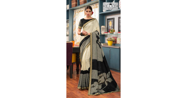 Cream Classic Style Zari Woven Saree With Blouse 4973SR01